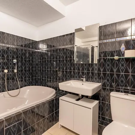 Loftartige Designwohnung In Für 6 Personen * Bremen