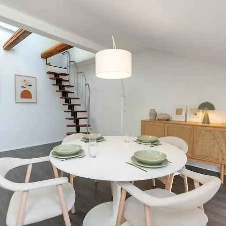 Loftartige Designwohnung In Für 6 Personen Apartment *
