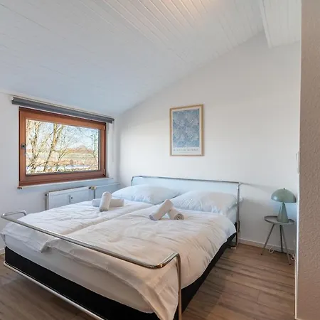 Loftartige Designwohnung In Fuer 6 Personen 아파트