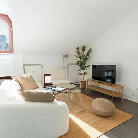 Loftartige Designwohnung In Fuer 6 Personen