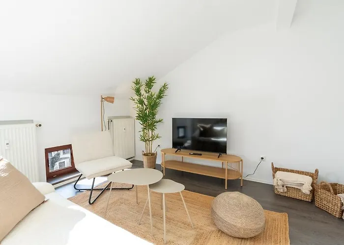 Loftartige Designwohnung In Fuer 6 Personen * Бремен